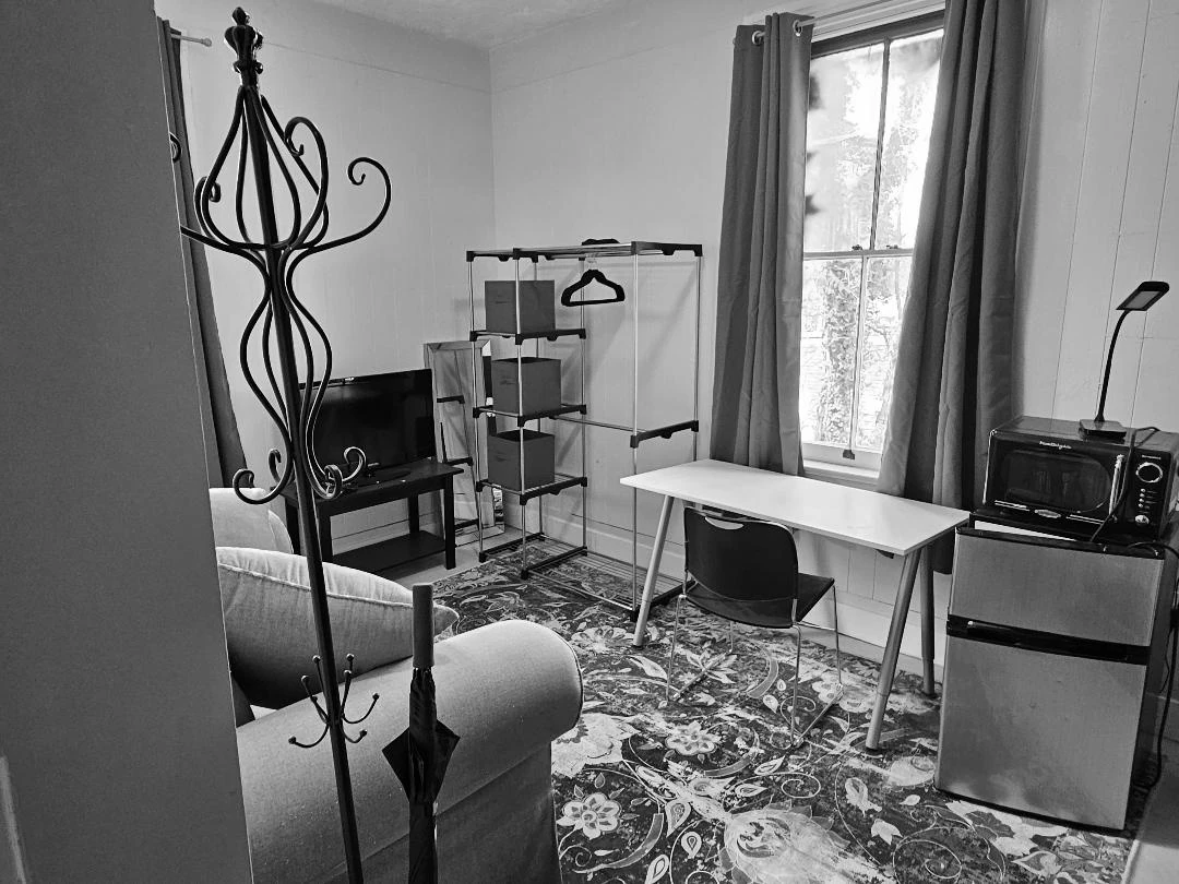 Rise Shared Living "The Green Room"